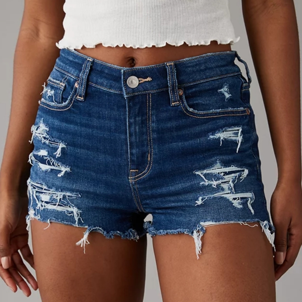NWT American Eagle Next Level High-Waisted V-Rise Denim Shortie